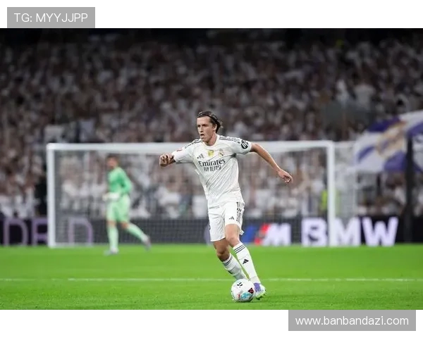 马卡报道：皇马左后卫引援首选本菲卡边翼A费 解约金高达5000万欧